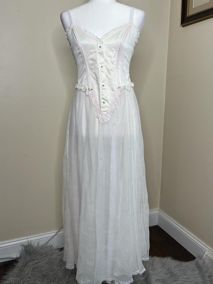 Beautiful Vintage White And Baby Pink Corset Dress Size Small