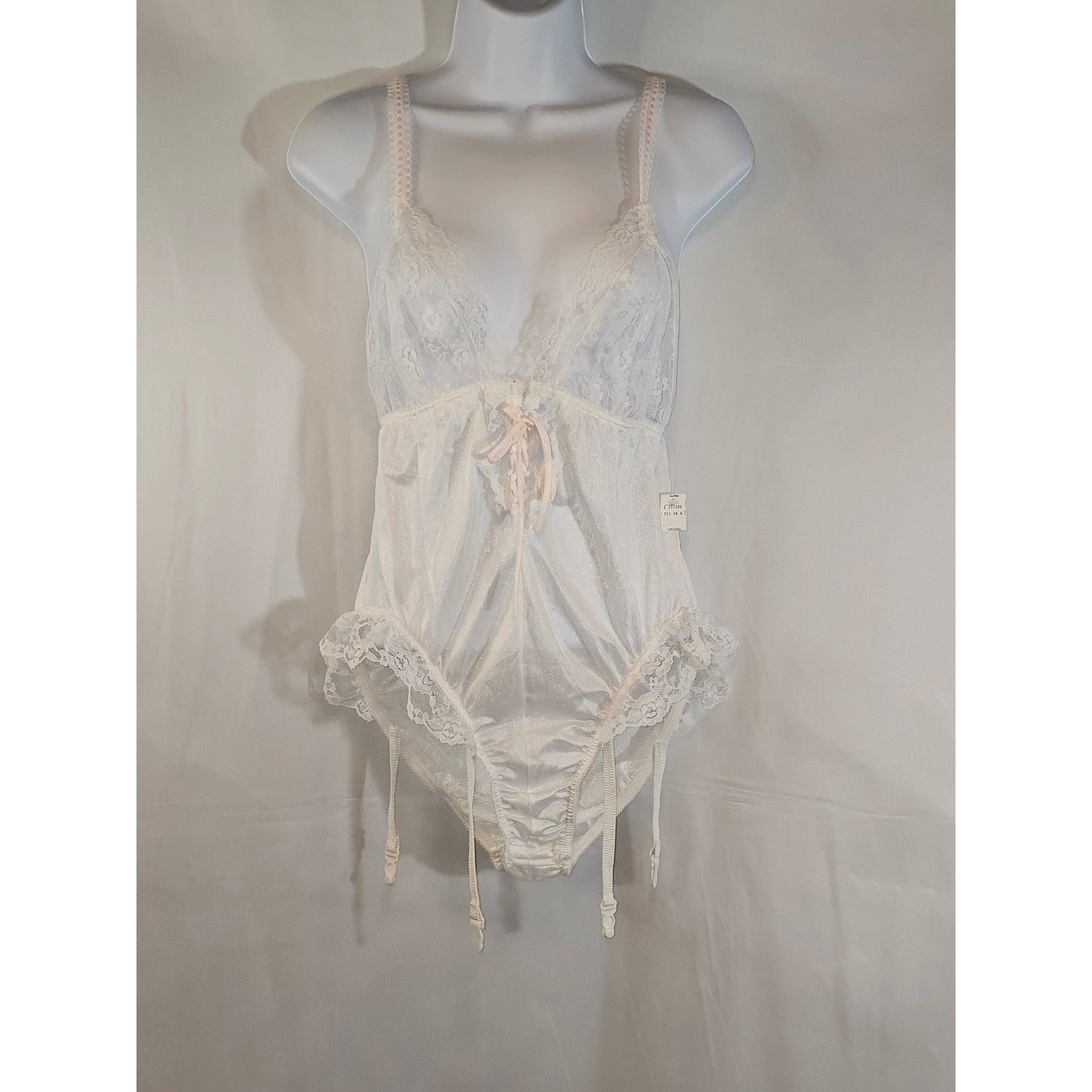 Vintage 1970’s Nan Flower Bridal Lingerie 4 piece set Size L NEW! Never worn CC