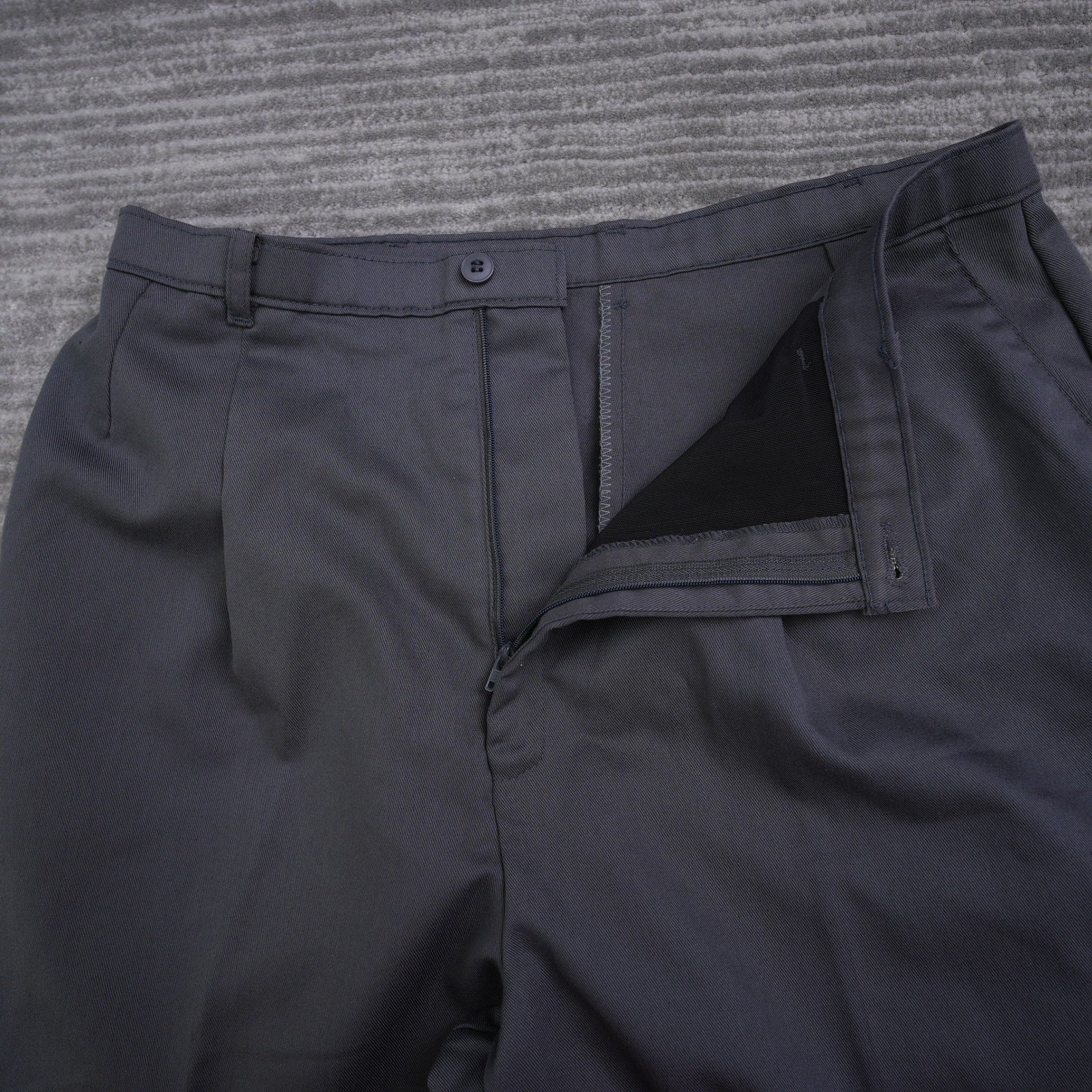 Vintage Levi Strauss Bend Over Sport Gray Pleated Trousers Womens 18 Charcoal