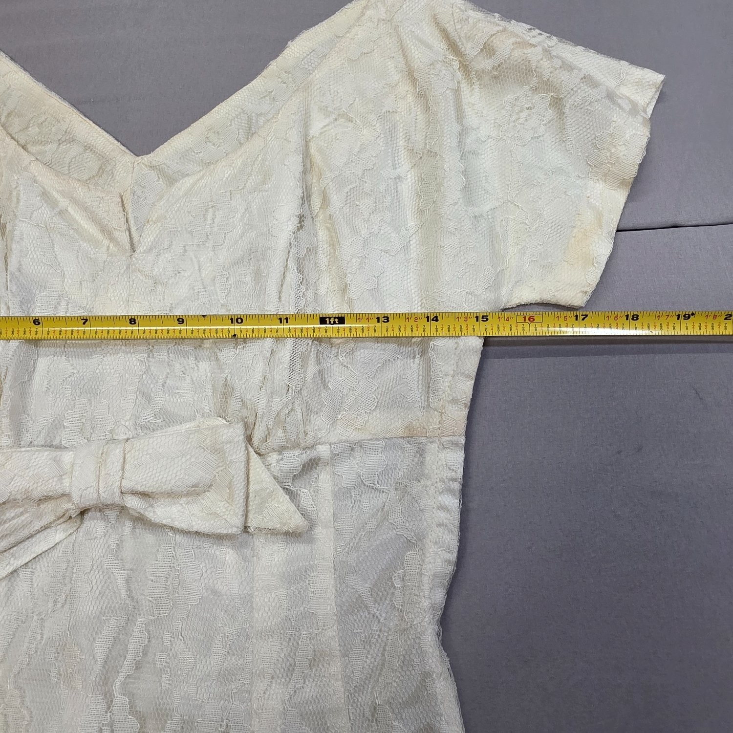 Vintage 50s Ivory Floral Lace Cocktail Dress Bow Waist Wiggle Sheath Mid Century