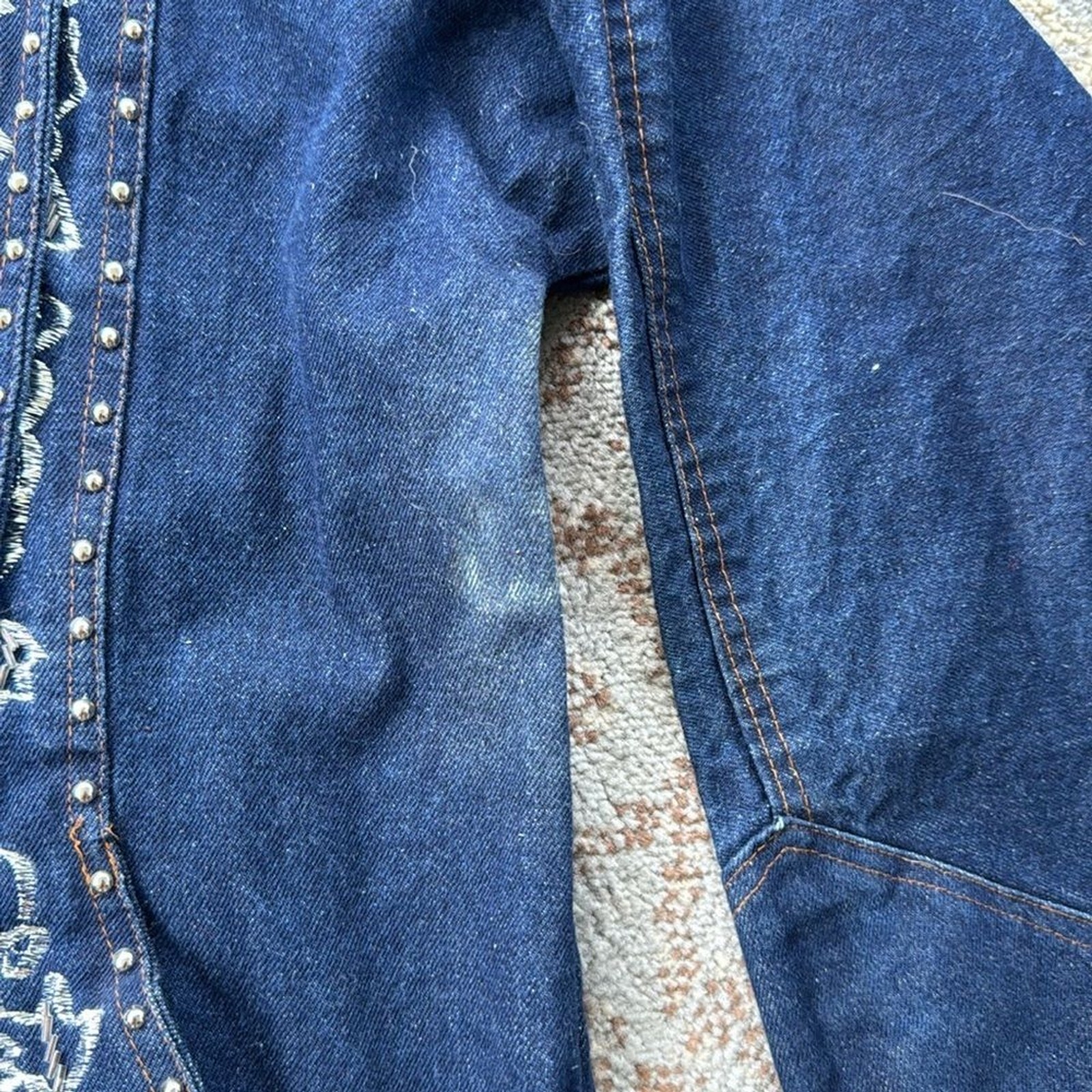 Vintage Pretty Bleu Denim Embroidered Studded Jacket Blue Large