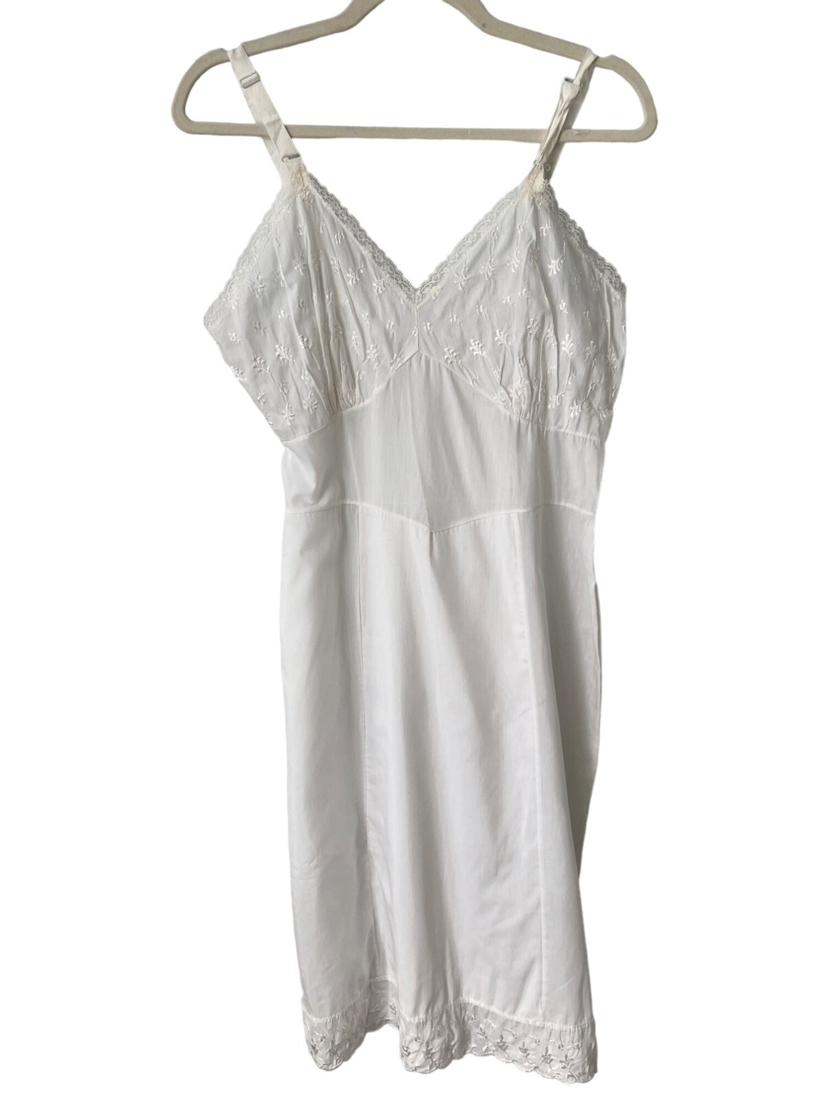 Vintage 50s Embroidered Lace Trim Slip Size Small White Fairy Coquette Feminine