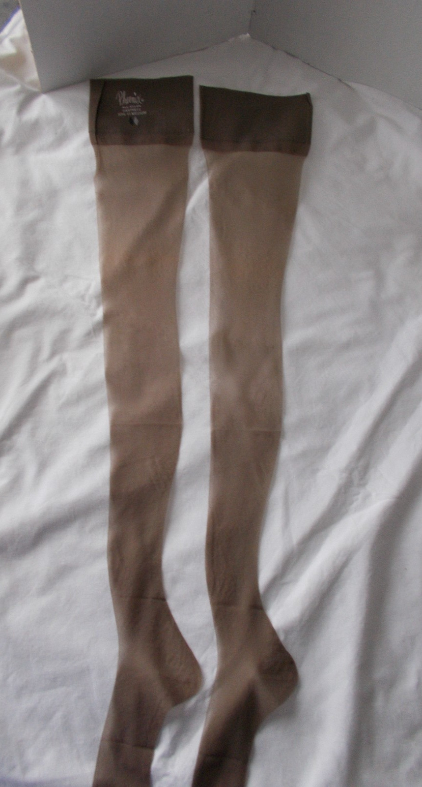 Vintage Phoenix Cantrece All Nylon Stockings 10-1/2 – 11 Medium UNWORN (Smokey)