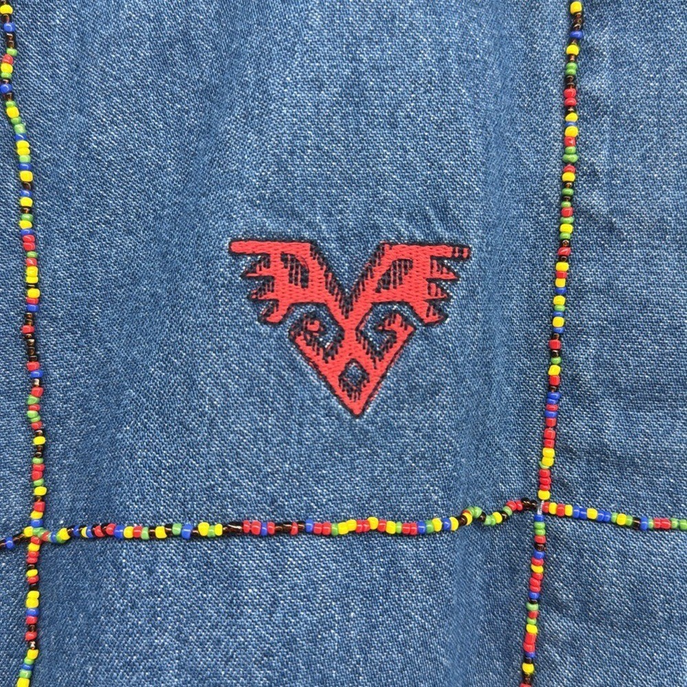 The Eagle’s Eye VTG Native American Denim Button Down Shirt Size Medium
