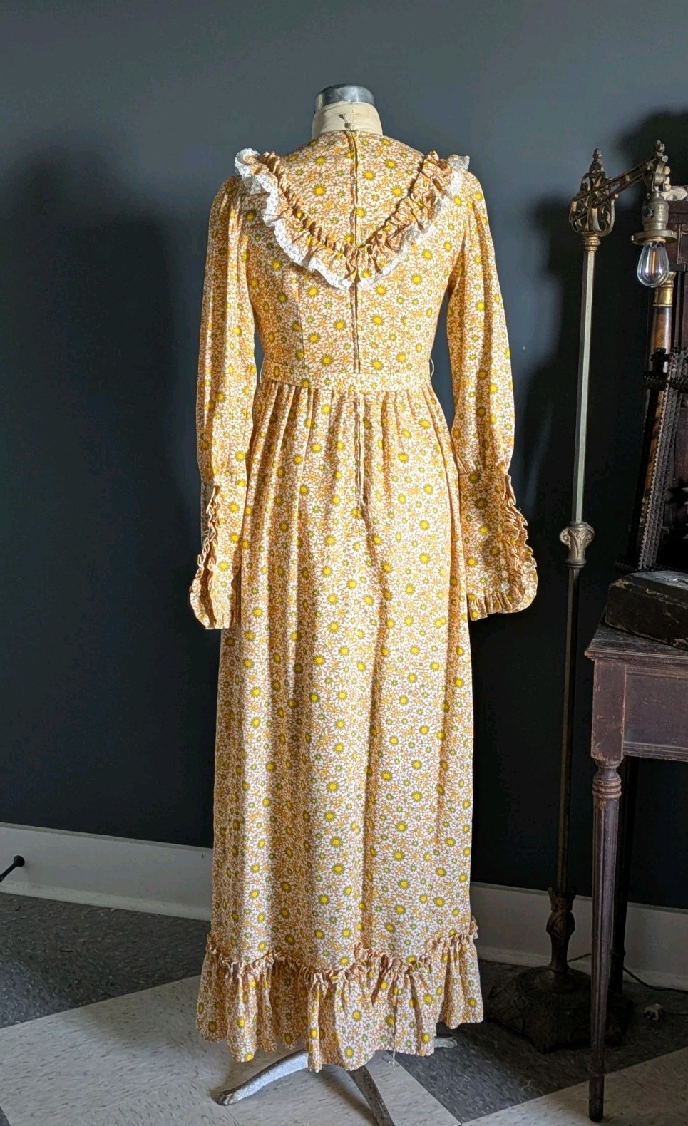 Vtg 1970 Psychedelic Floral Prairie Hostess Dress Yellow Orange Daisy Print Maxi