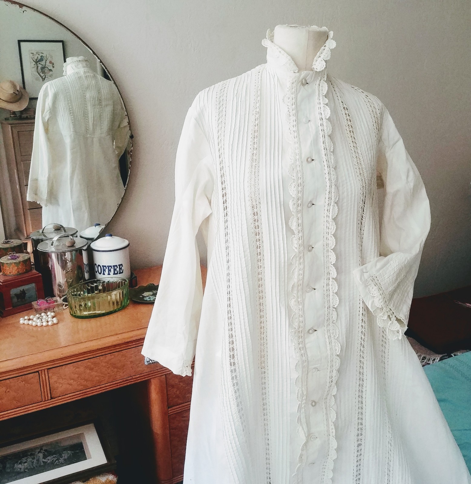 Antique Edwardian Victorian Cotton Lace Dressing Gown Robe Long Sleeve