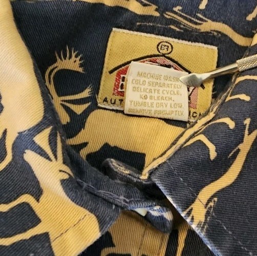 Vtg Barn Fly Casual Button Up Shirt Womens Size L Navy Elk All Over Pattern