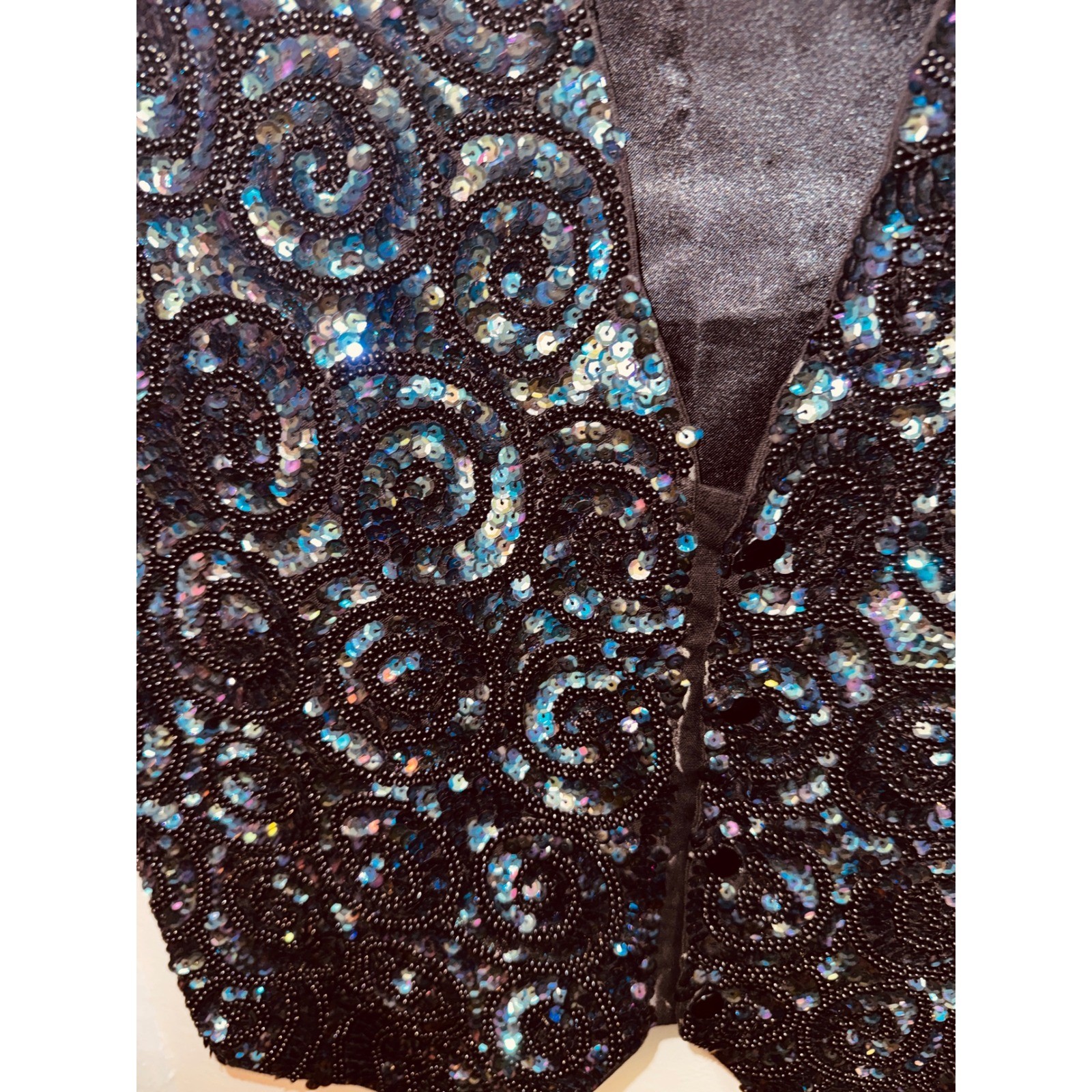 Vintage Beaded Sequin Vest XL Black Iridescent Blue Swirl Glam Disco Y2k Retro