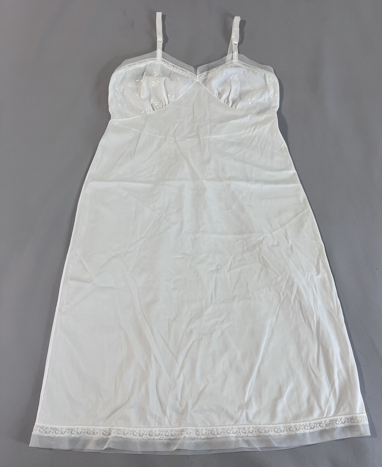 Vintage White Women’s Nylon Lace Lingerie 39” Long Embroidered