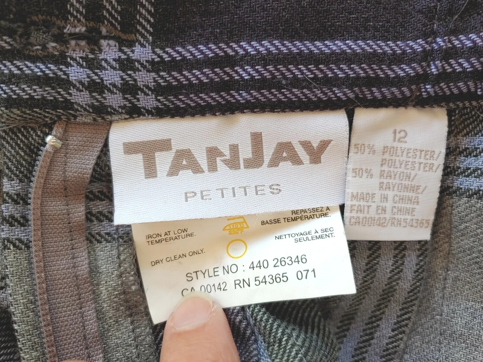 Vintage Tan Jay Grey/Purple/Black Plaid Pleated Skirt 12 Petite