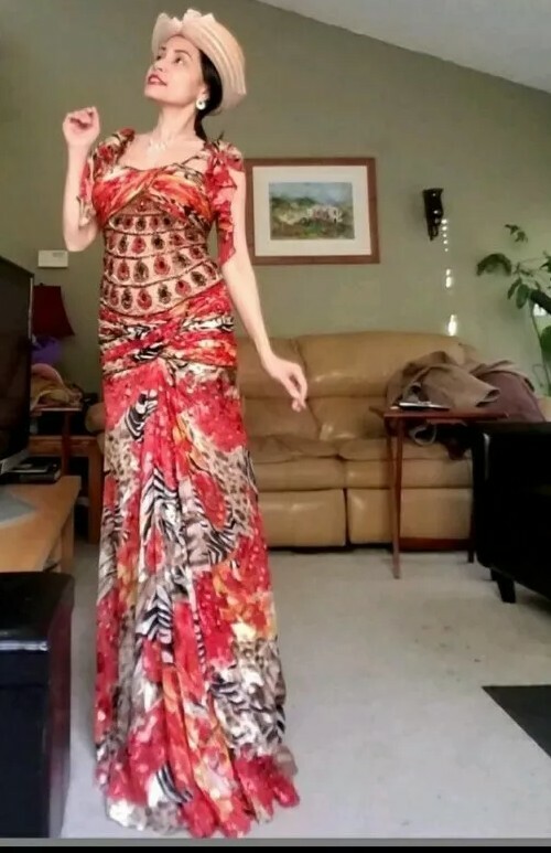 Sherry Haute couture SIZE 4 Colorful Embellished Womens Beautiful Gown dress B10