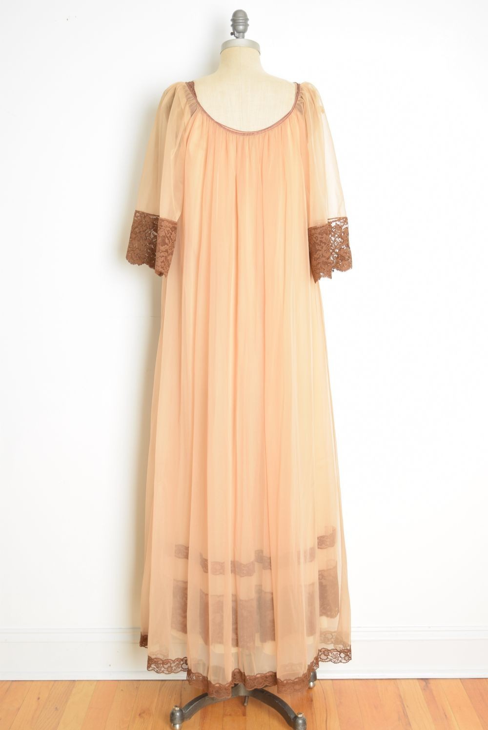 vintage 60s 2pc nightgown peignoir set chiffon lace Jenelle lingerie robe M
