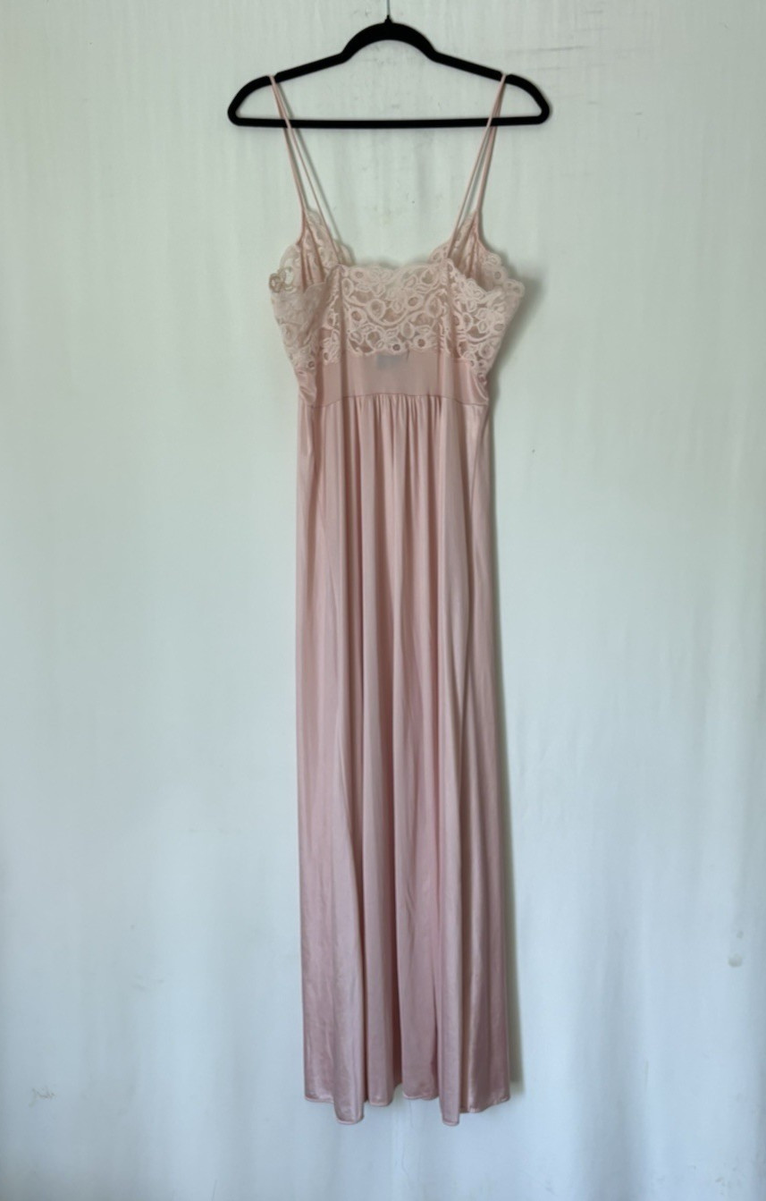 Vtg Lily Of France Robe and Long Slip Large Pink Blush Satin Lace