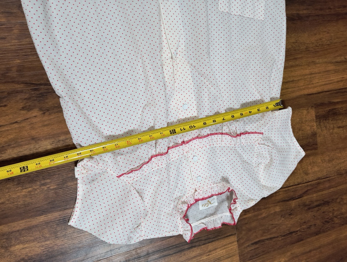 Vintage Katz Button Up White With Red Polka Dot Pajama Top Medium?