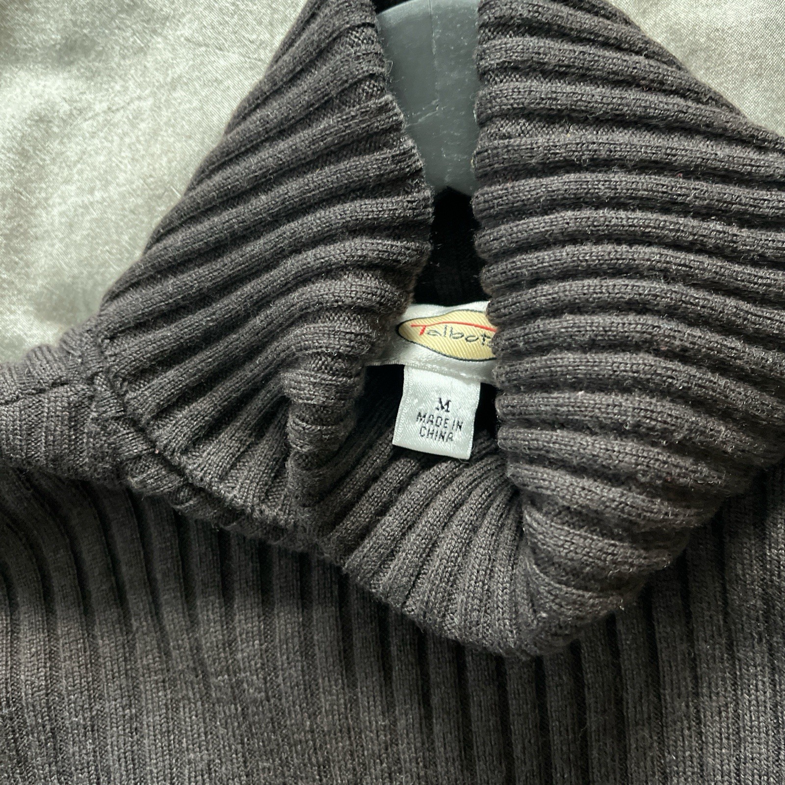 Talbots 100% Merino Wool Brown Turtle Neck Sweater Dress Size Medium Long Sleeve