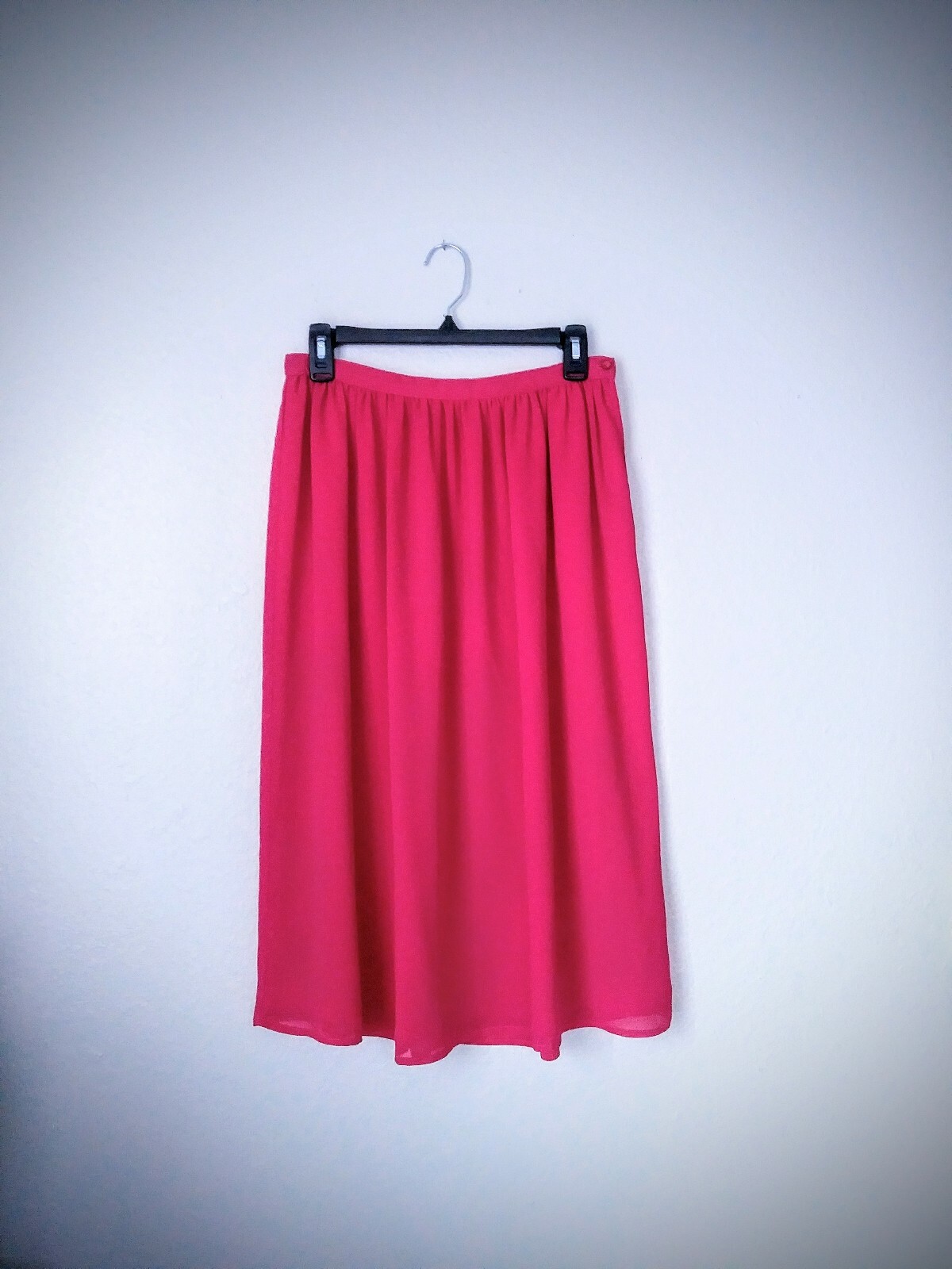 Vintage 90’s Lloyd Williams midi mid calf skirt Raspberry pink size medium M