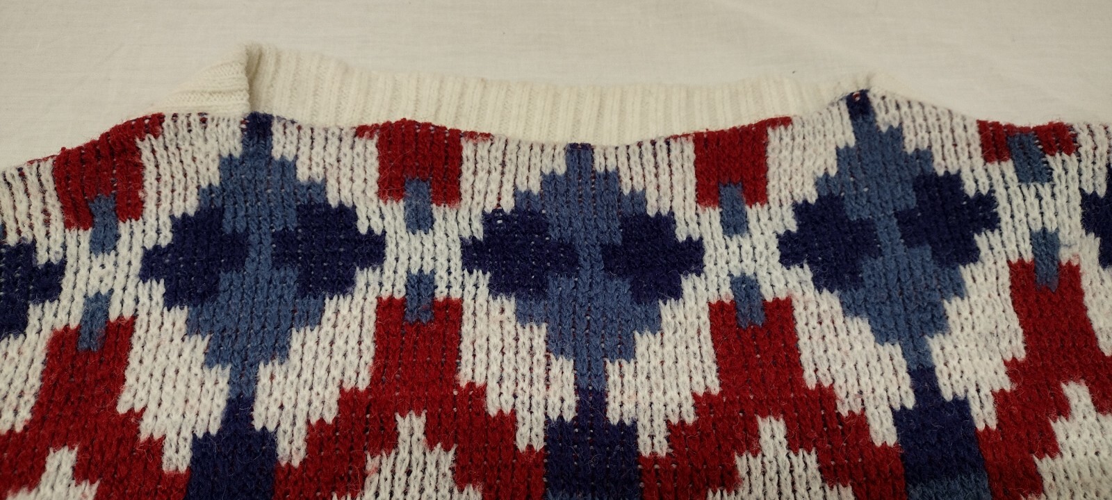 MCM Sweater Mid Century Holiday Burgundy Red White & Blues Mod Mock Neck Crew