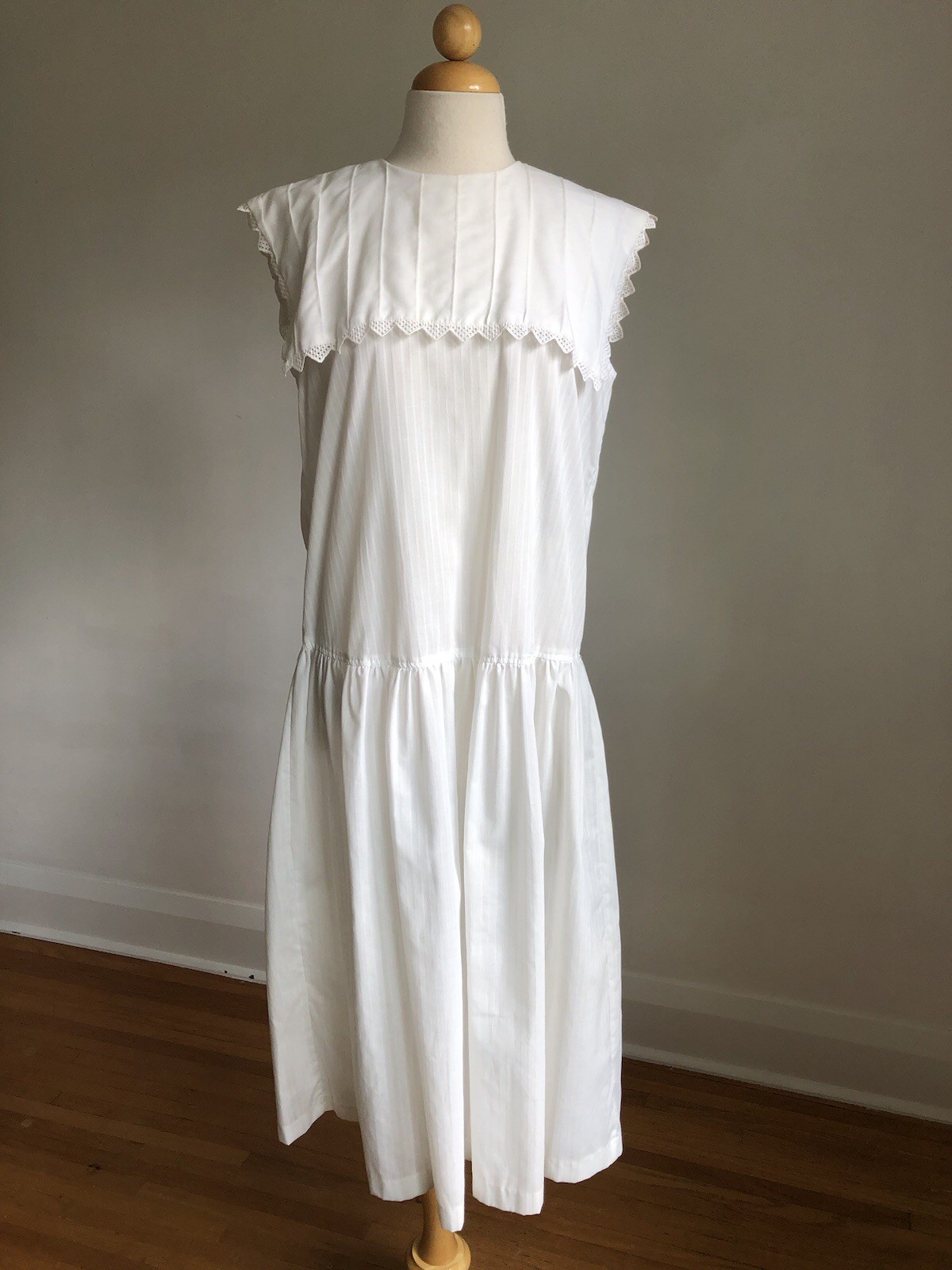 STUNNED VTG ISLE OF CAPRI Dallas White Cotton Drop-waist Prairie Day Dress M/L