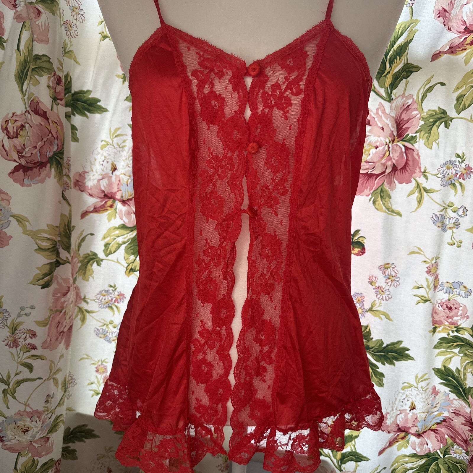 Vtg Pandora Lingerie By Chic Lace Camisole Red Open front Large Ruffle Bottom