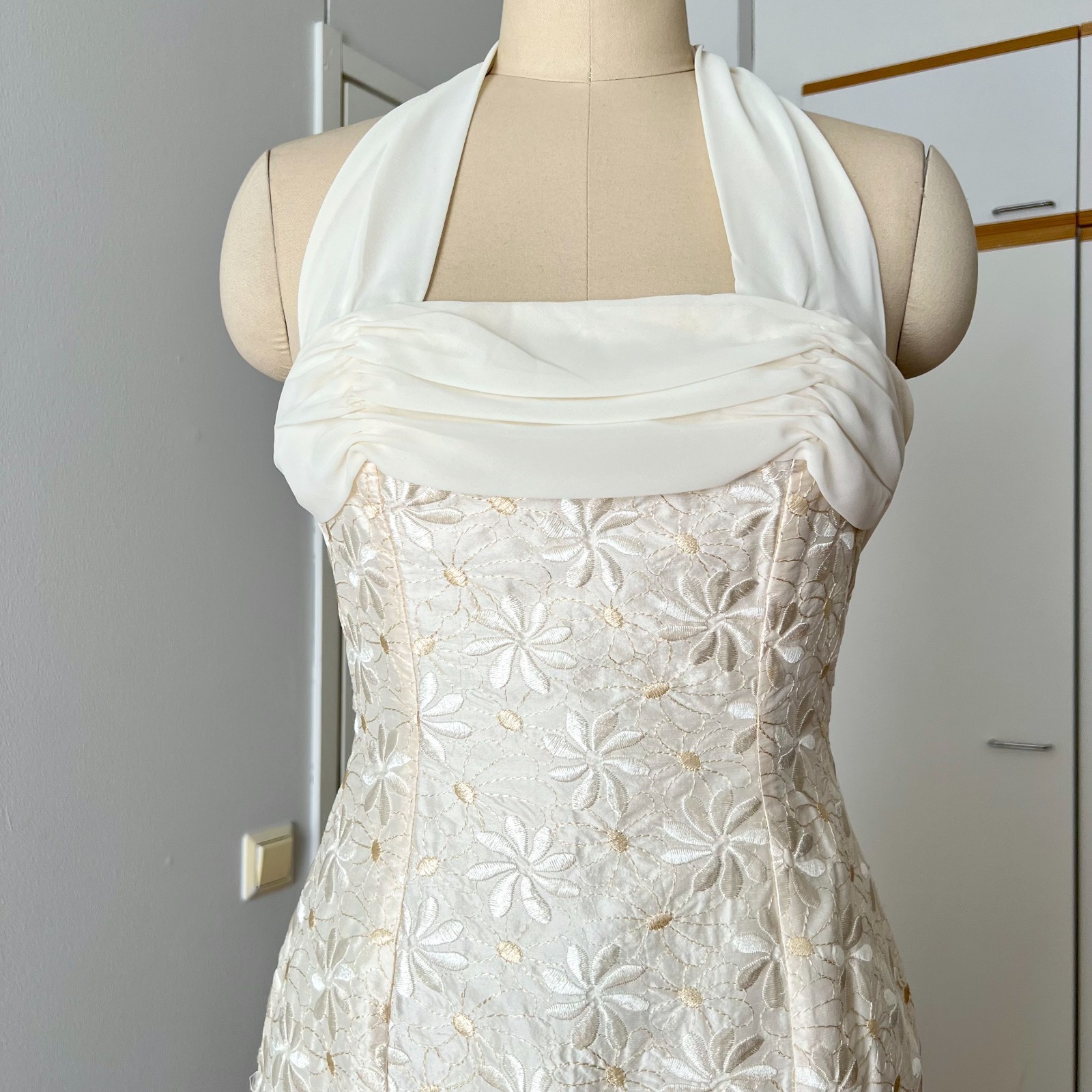 100% Silk Vintage Halter Neck Wedding Dress Minimalist Backless Bridal Gown EU38