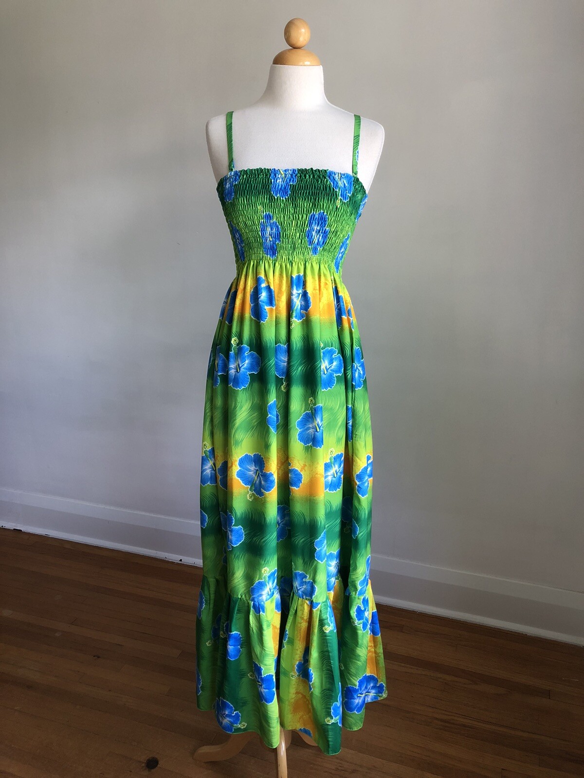 STUNNING NWOT VTG RIMA Floral Hawaiian Maxi Sun Dress One Size