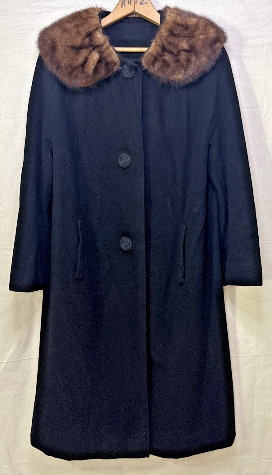 Vintage Betty Rose 100% Cashmere Coat – Mink Fur Collar – Union Made – Size Med
