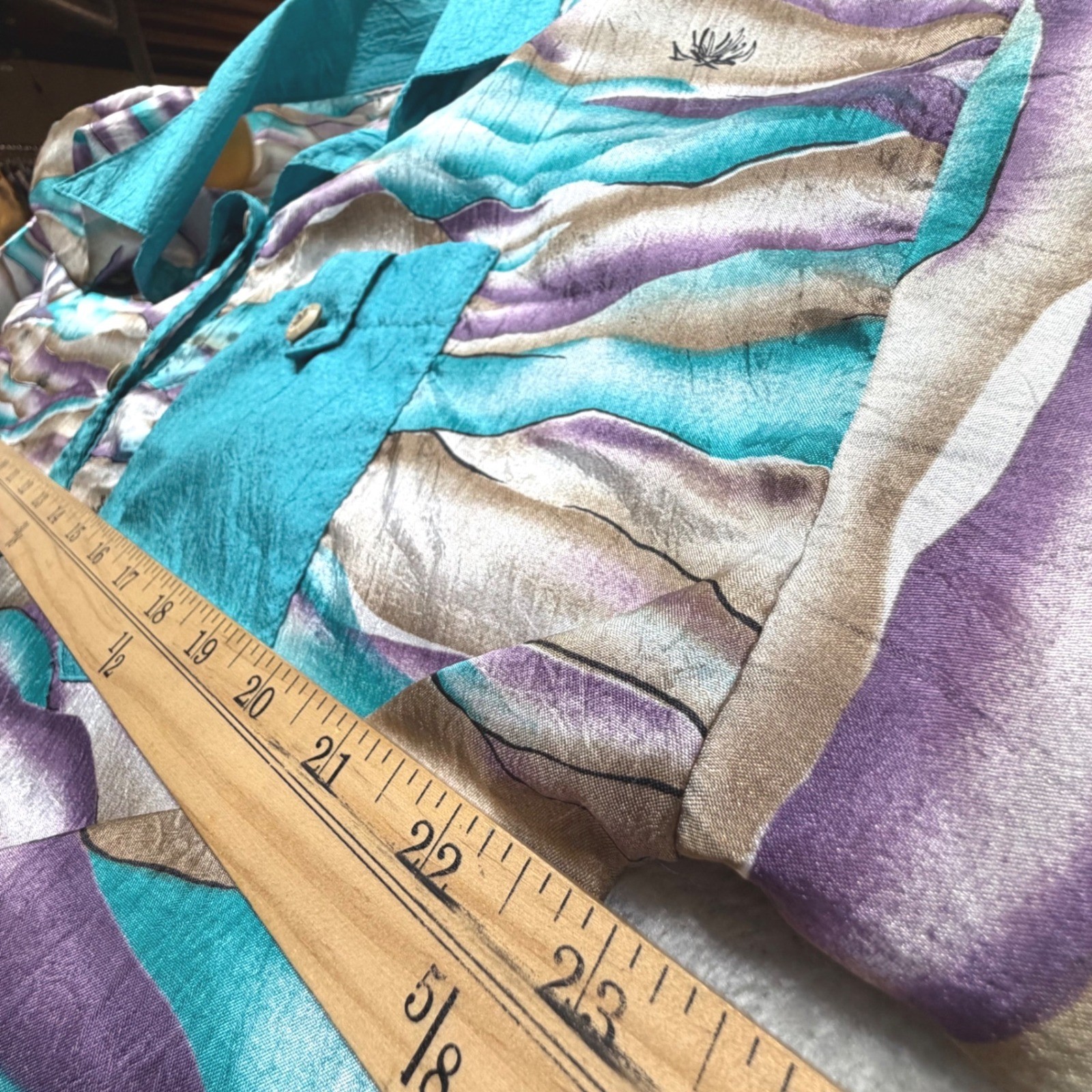 Vintage 90s Abstract Wave Print Button Down Blouse Size M Teal Purple Polyester