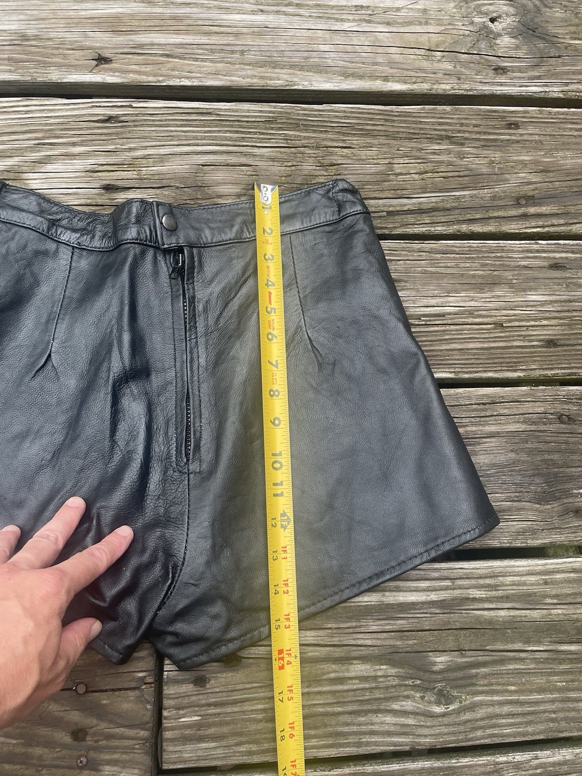 Vtg GOSSIP Leather Shorts Black Women’s Boho Biker Grunge 80s 90s Glam Rock L