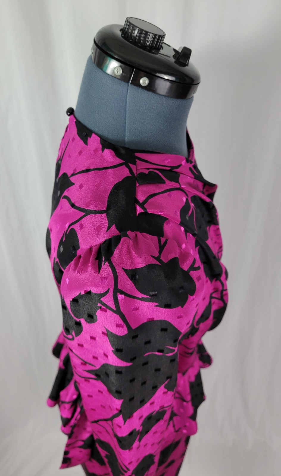 Vintage Jody of CA Pink & Black Faux Wrap Dress w Peplum & Tie Back Size 3/4