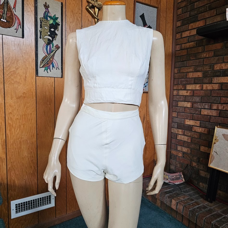 Vintage 50s Gabardine Cheesecake Pinup Poolside Playsuit Shorts + Crop Top XS/S
