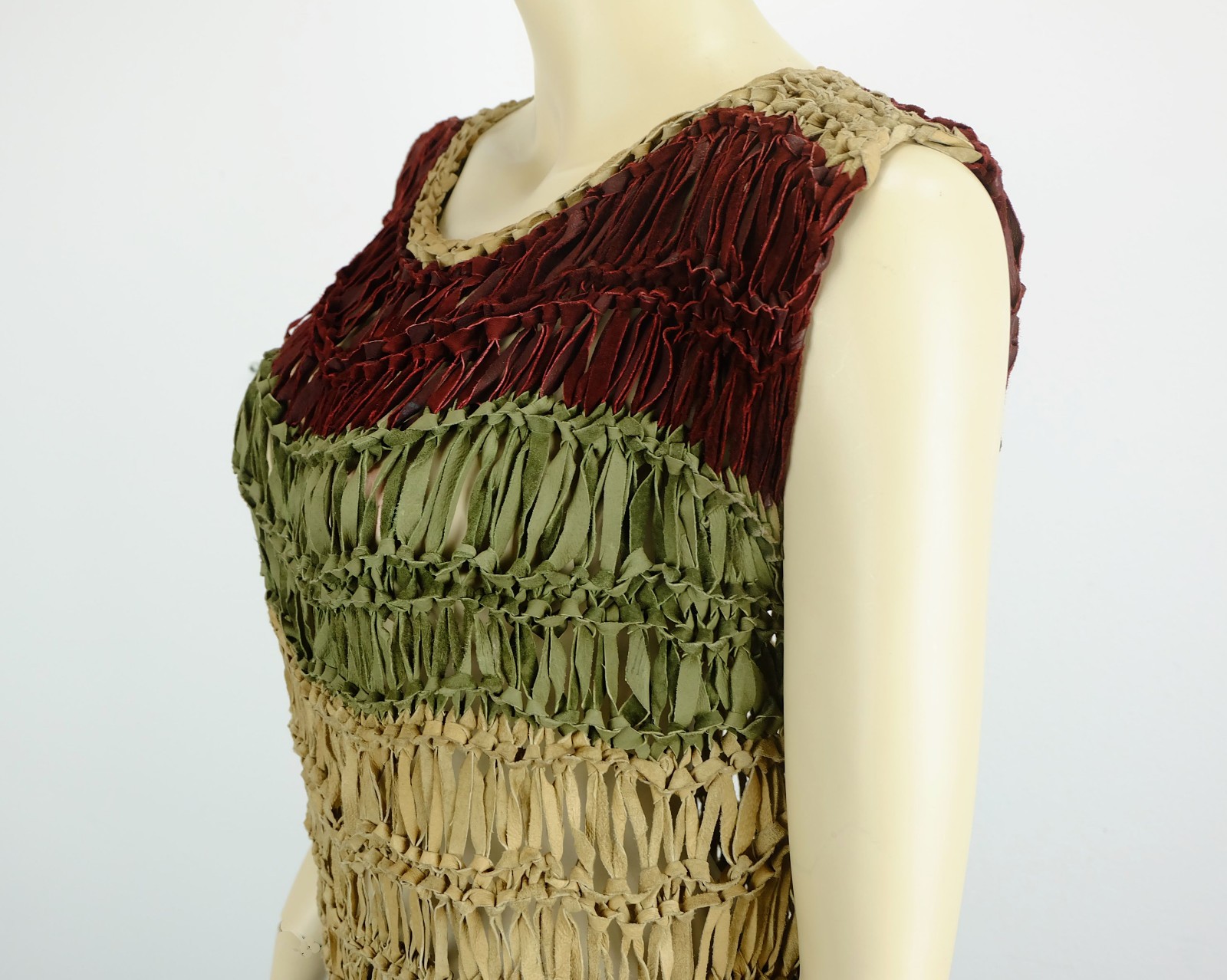 80s Suede SWEATER Sleeveless Top Hand Knitted Chunky Knit Size M Tri Tone