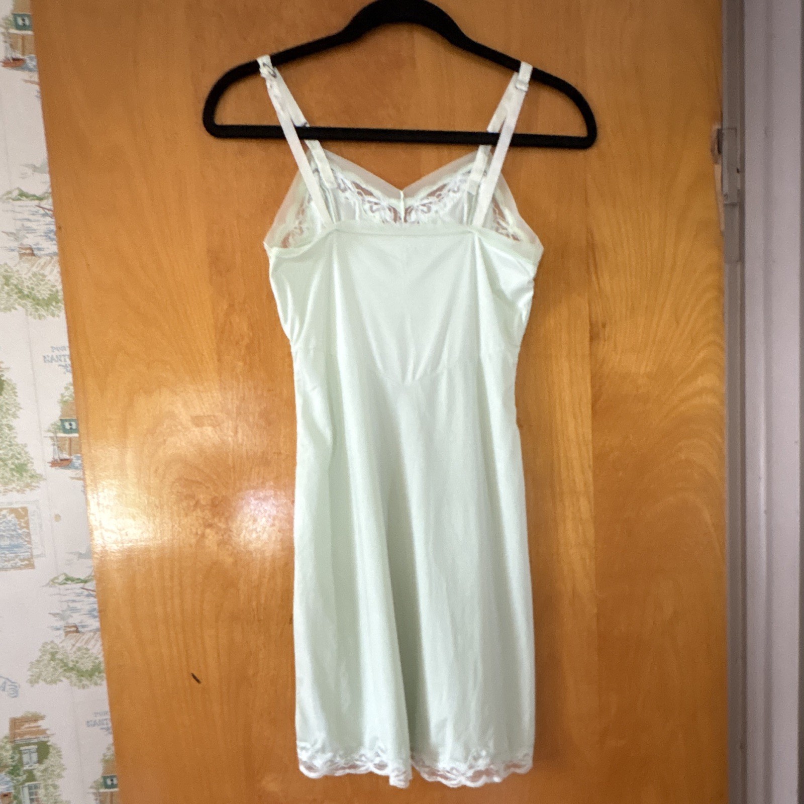 VINTAGE Women’s S light green Full Slip, Vintage Style Lace Detail & Lace Trim