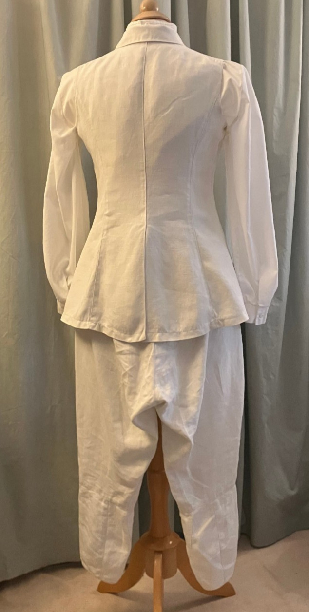 Antique white linen Riding Suit habit Jodhpurs M/L from Main Line estate 1920s