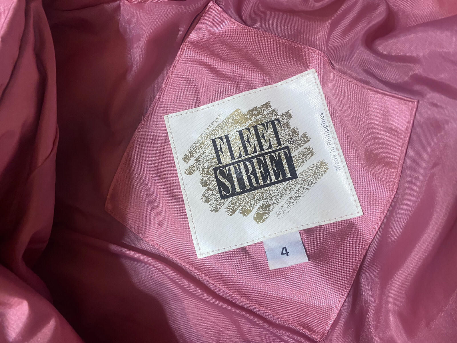 VINTAGE FLEET STREET PINK NYLON BUTTON LUXURY RAIN TRENCH COAT SZ 4