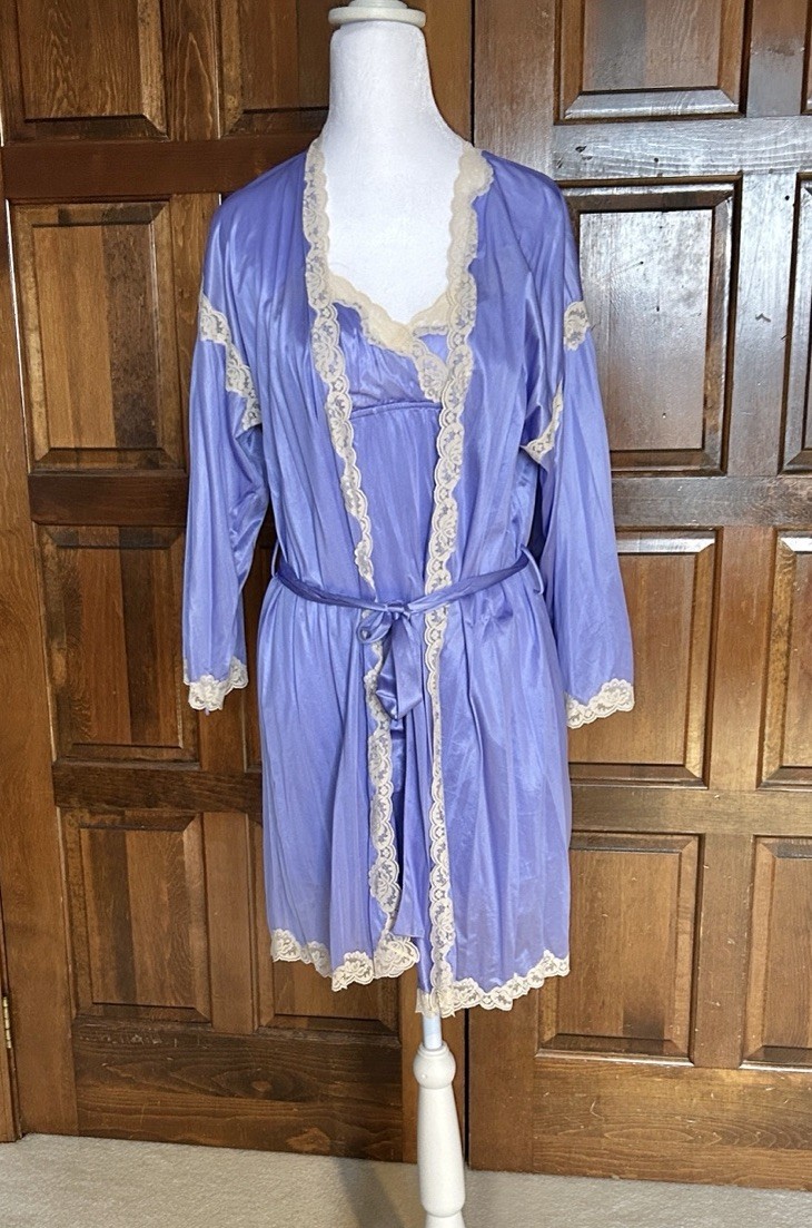 Vtg Papillon Paula Carbone Purple Satin Lace Nightgown Robe Peignoir Set 2pc