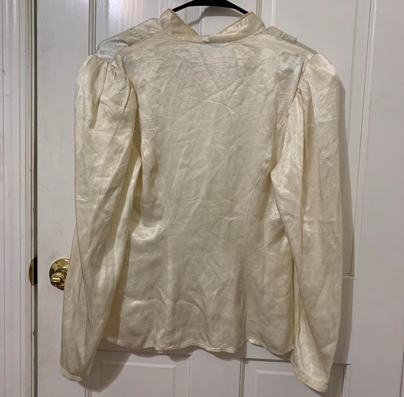 Cream Lace Silky Gunne Sax Vintage Blouse With Beaded Trim Size 11