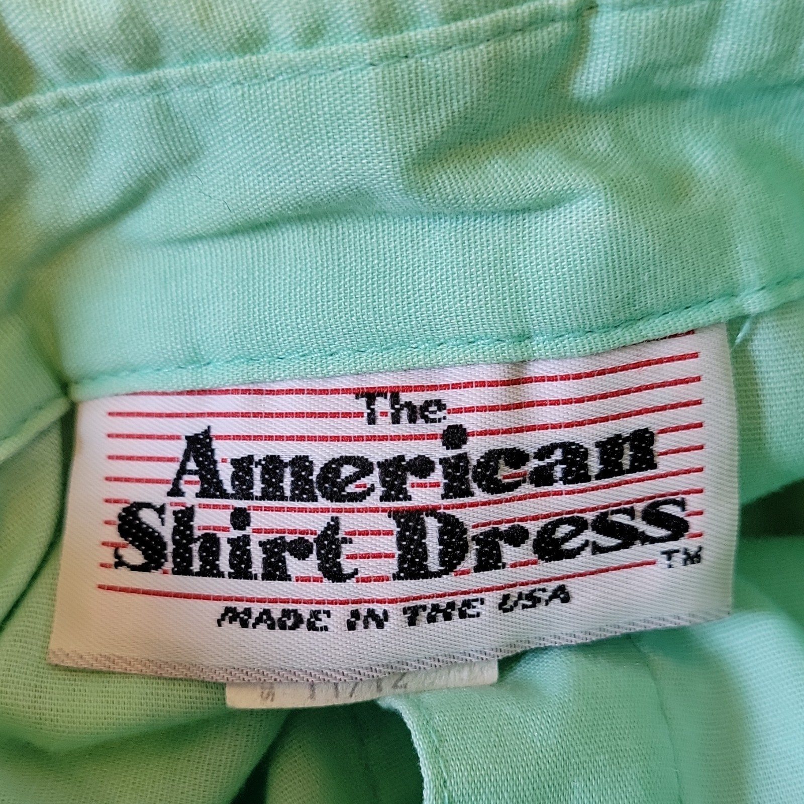 The American Shirt Dress 1980s Green Shirt Dress Size 11/12 Vintage Made in USA