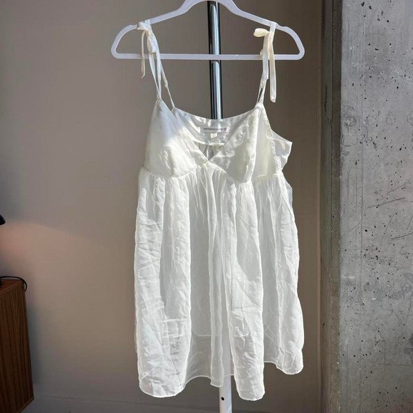 Vintage Victoria’s Secret White Babydoll Nightie