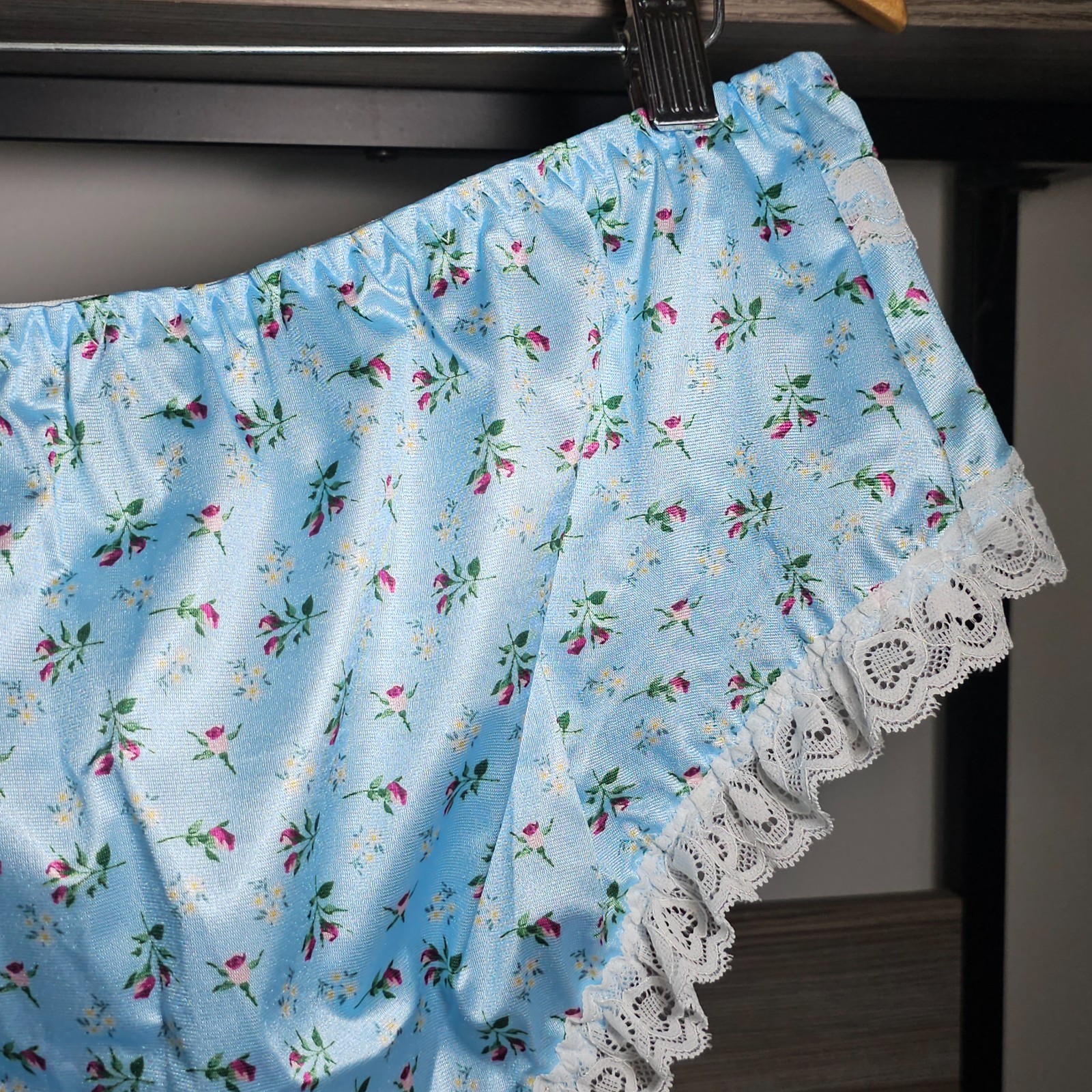 Glossy Floral Satin Panty Blue Bikini Sissy Nylon Lace Brief Sz 10-11 Hip 48-52″
