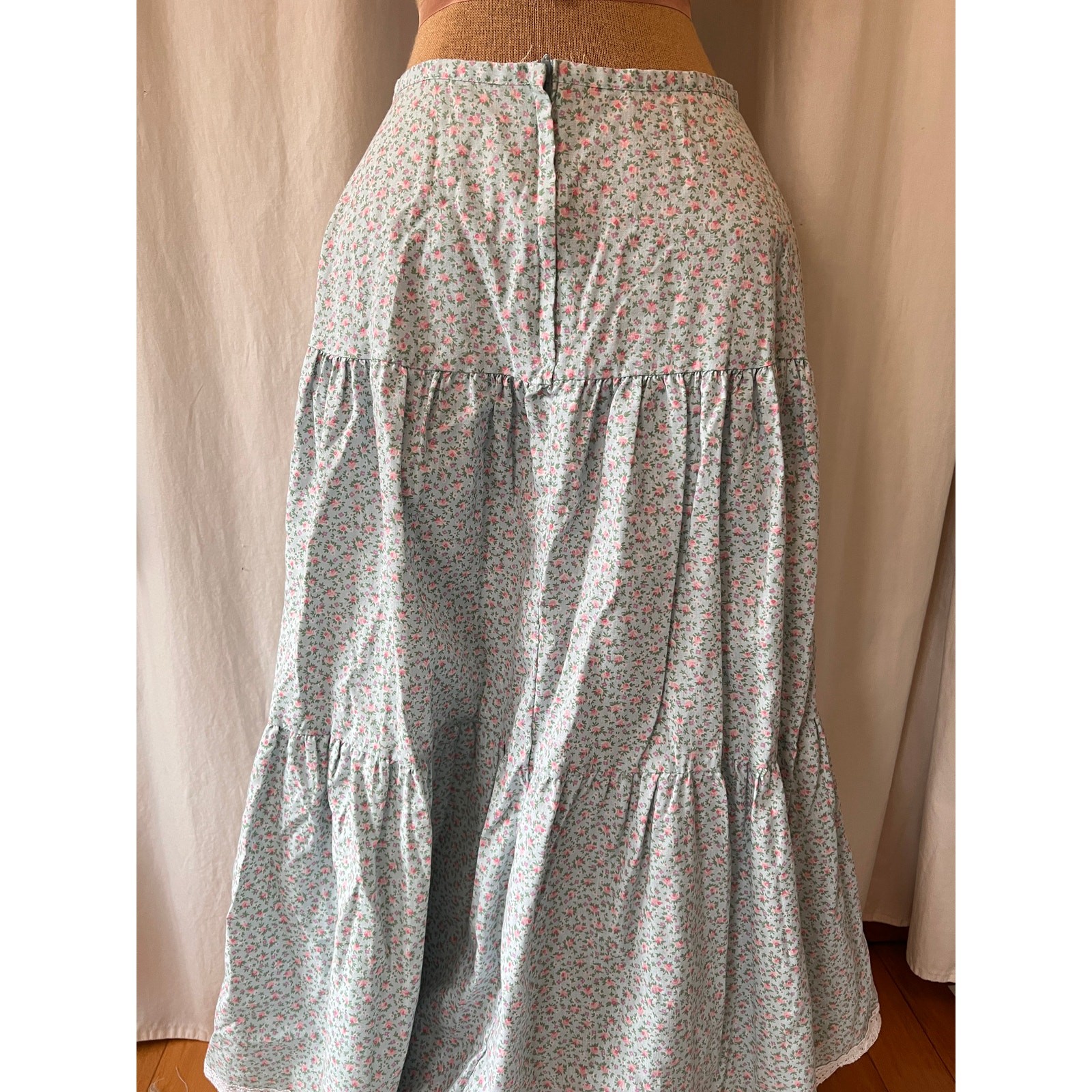Vintage 70s floral prairie boho tiered skirt cottage core You Babes small