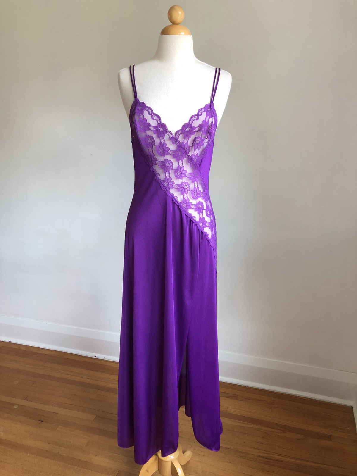 STUNNING VTG VAL MODE Purple Nylon Chiffon & Lace 2pc Nightgown Peignoir Set S