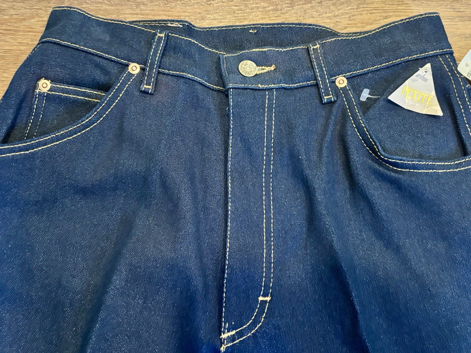 VINTAGE Deadstock 80s Lee Women’s Jeans, Straight Fit, 28×30, Made In USA