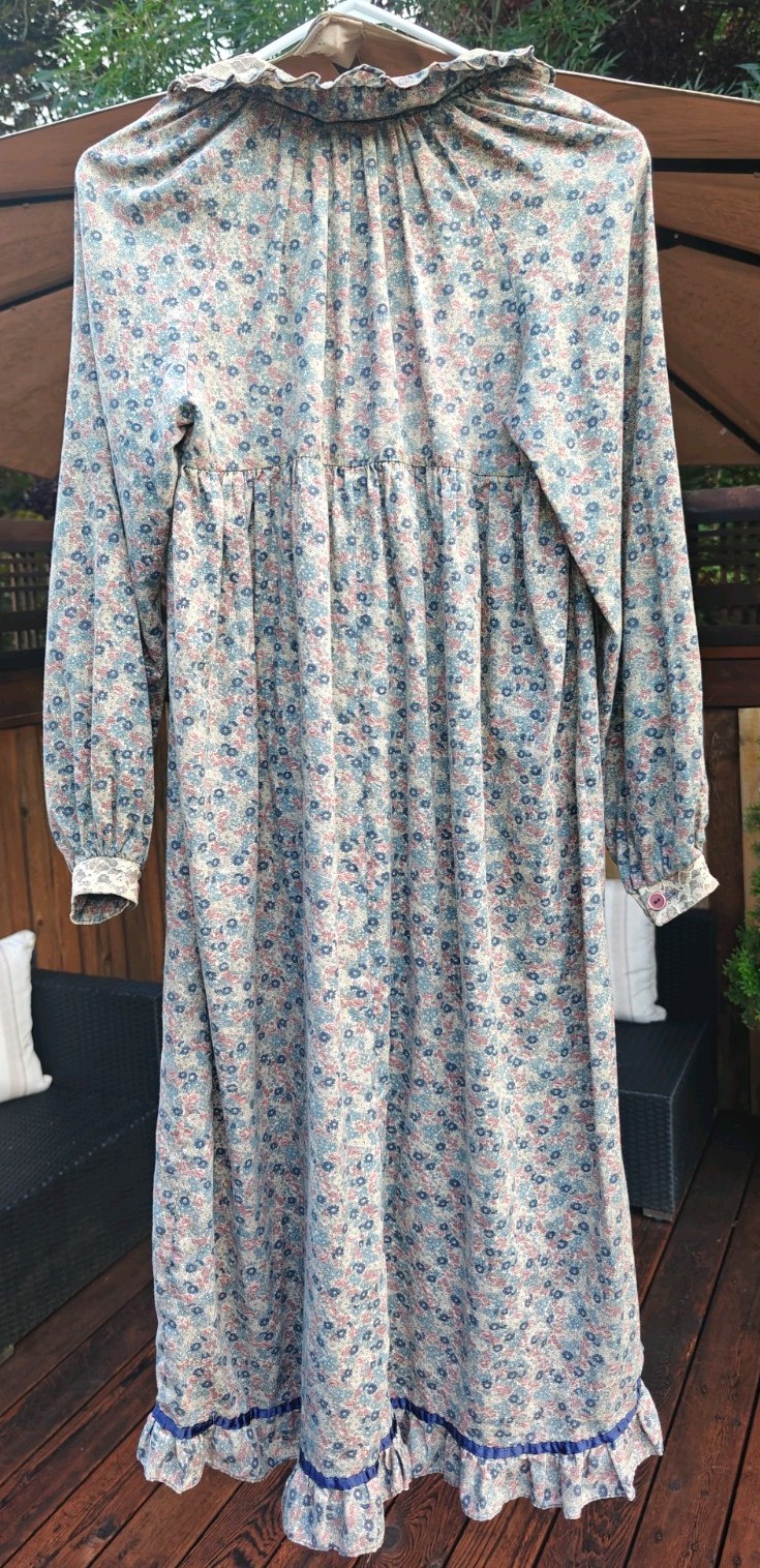 Vintage 70s Young Edwardian Arpeja Prairie Dress Floral Calico Lace Size 7 Boho