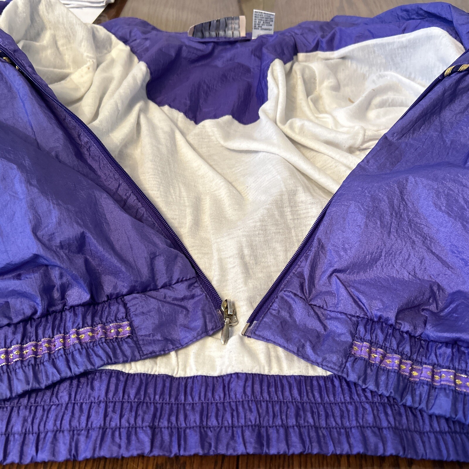 VTG 80s Windbreaker Tracksuit Jacket – Just For Petites Small-Purple Gold Quilt