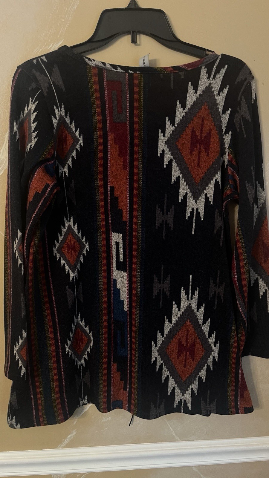 Aztec print top by r rouge Sweater Knit Tunic Top..size L