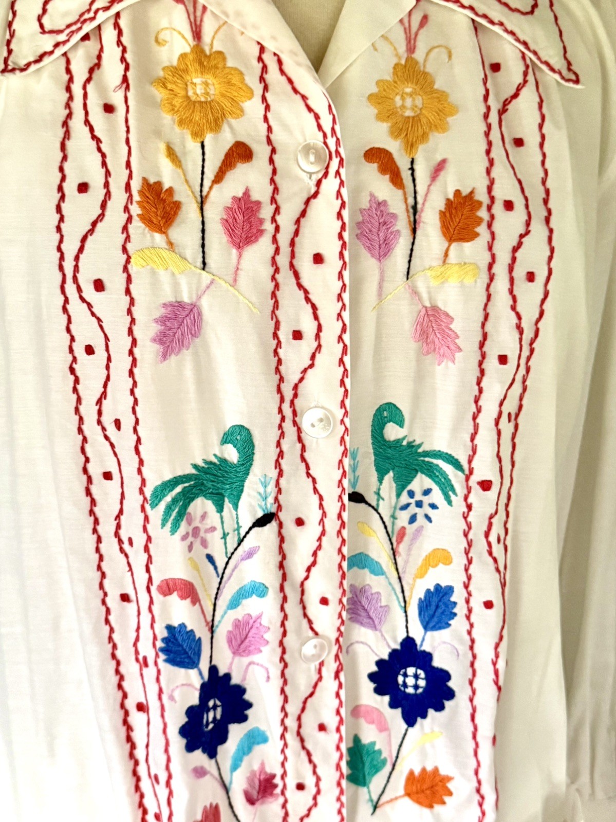 MINT 50s Cristina’s Boutique Mexican Tourist Shirt Hand Chain-Stitch Embroidery