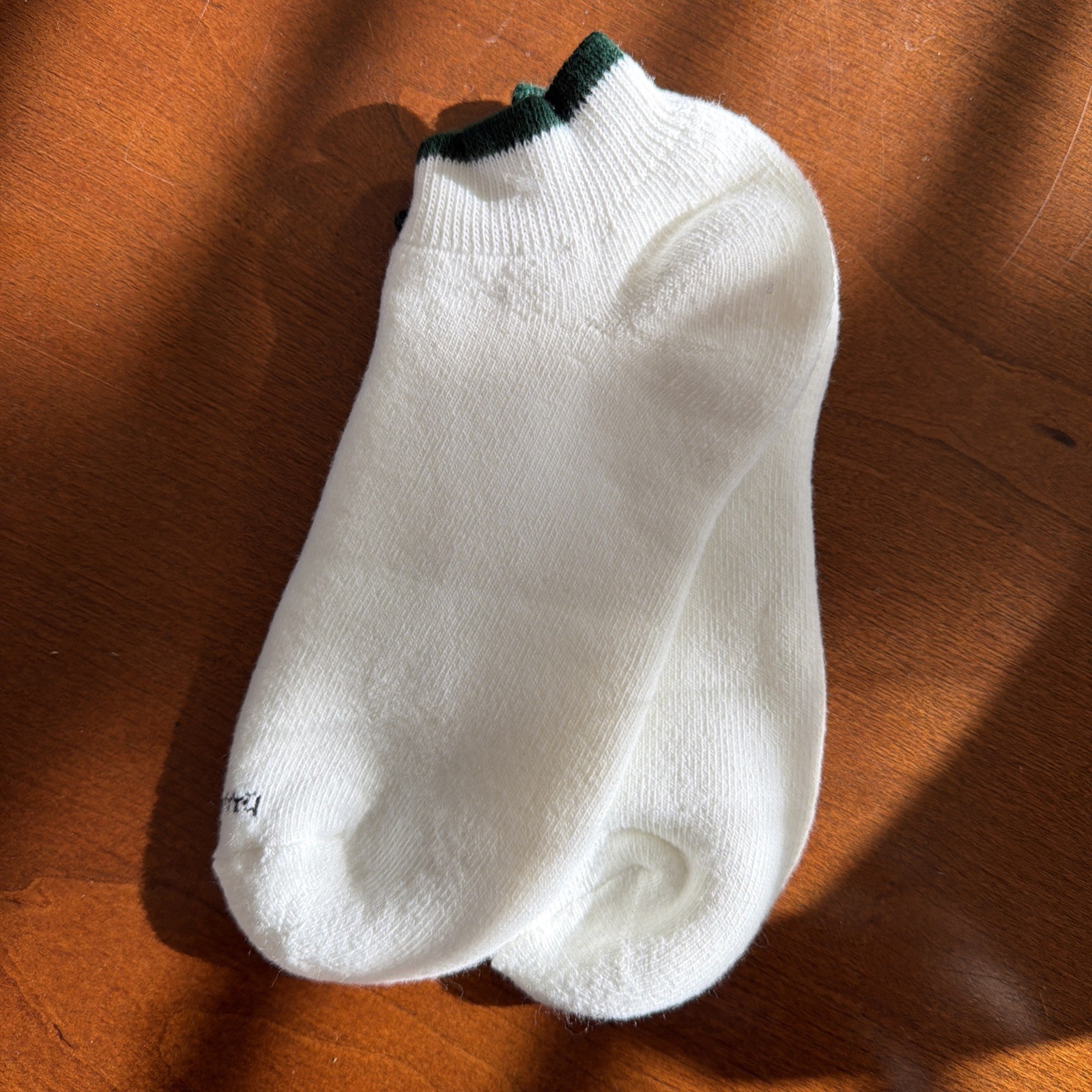 New! 9-11 Low Cut Socks Ankle Acrylic Multiple Colors White Green.