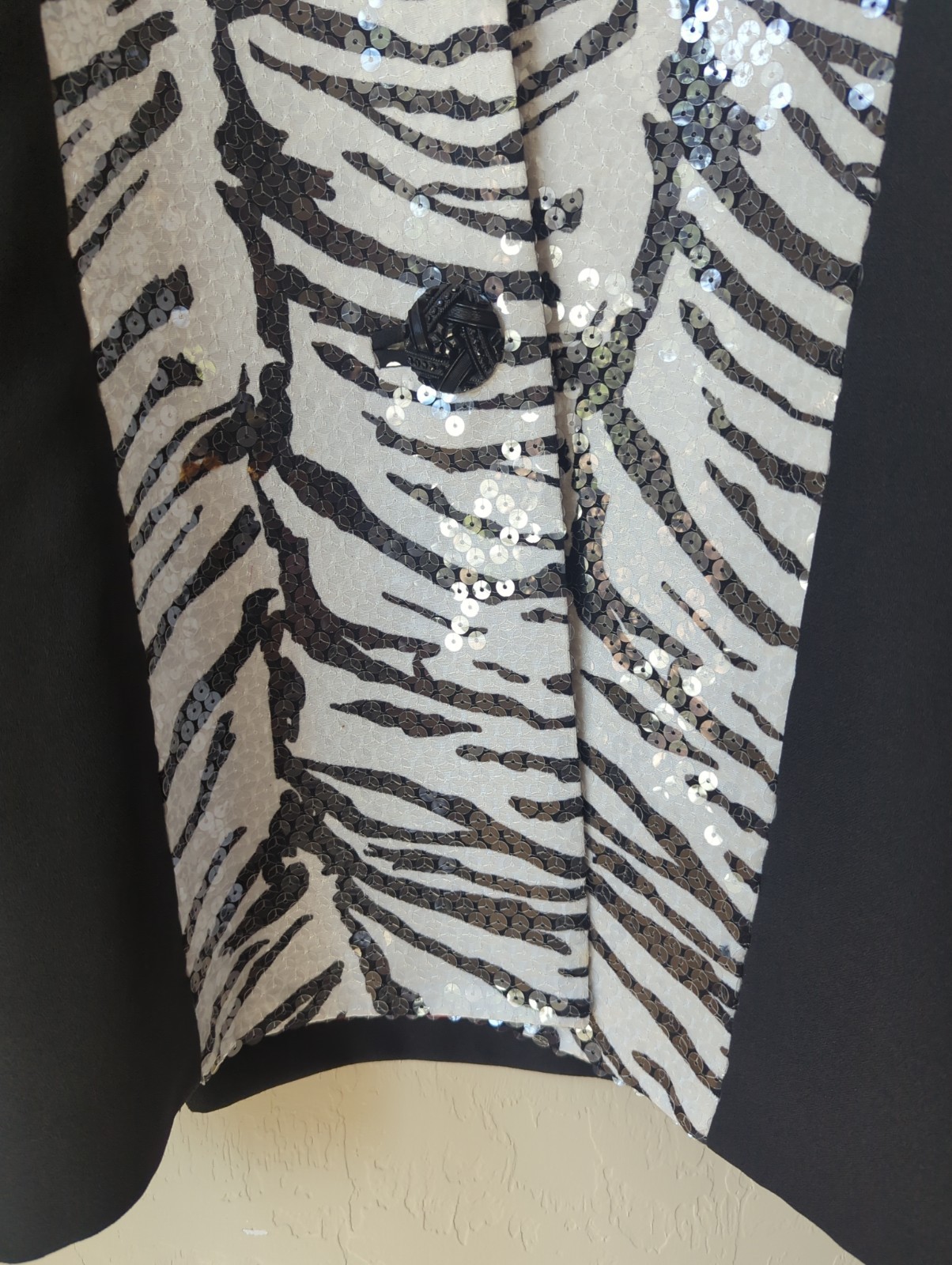 Vintage Woman Sz L Criscione New York Black Blazer Sequin Lined Zebra Design USA