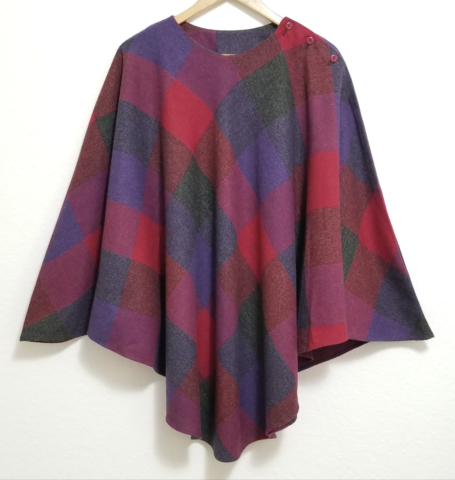 Vintage High-end Wool Blend Magenta Plaid Skirt w Matching Cape Poncho 2pc Set 3