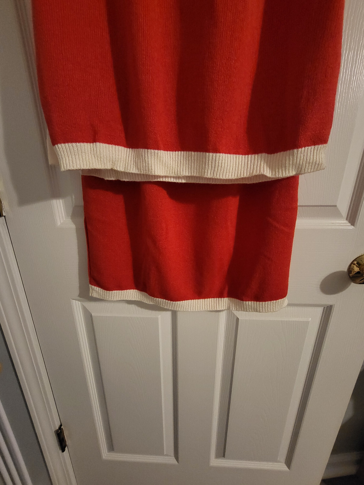 VINTAGE SCHRADER KNIT WOMENS RED SWEATER SKIRT 2 PC SET WHITE TRIM SZ 8 VGC